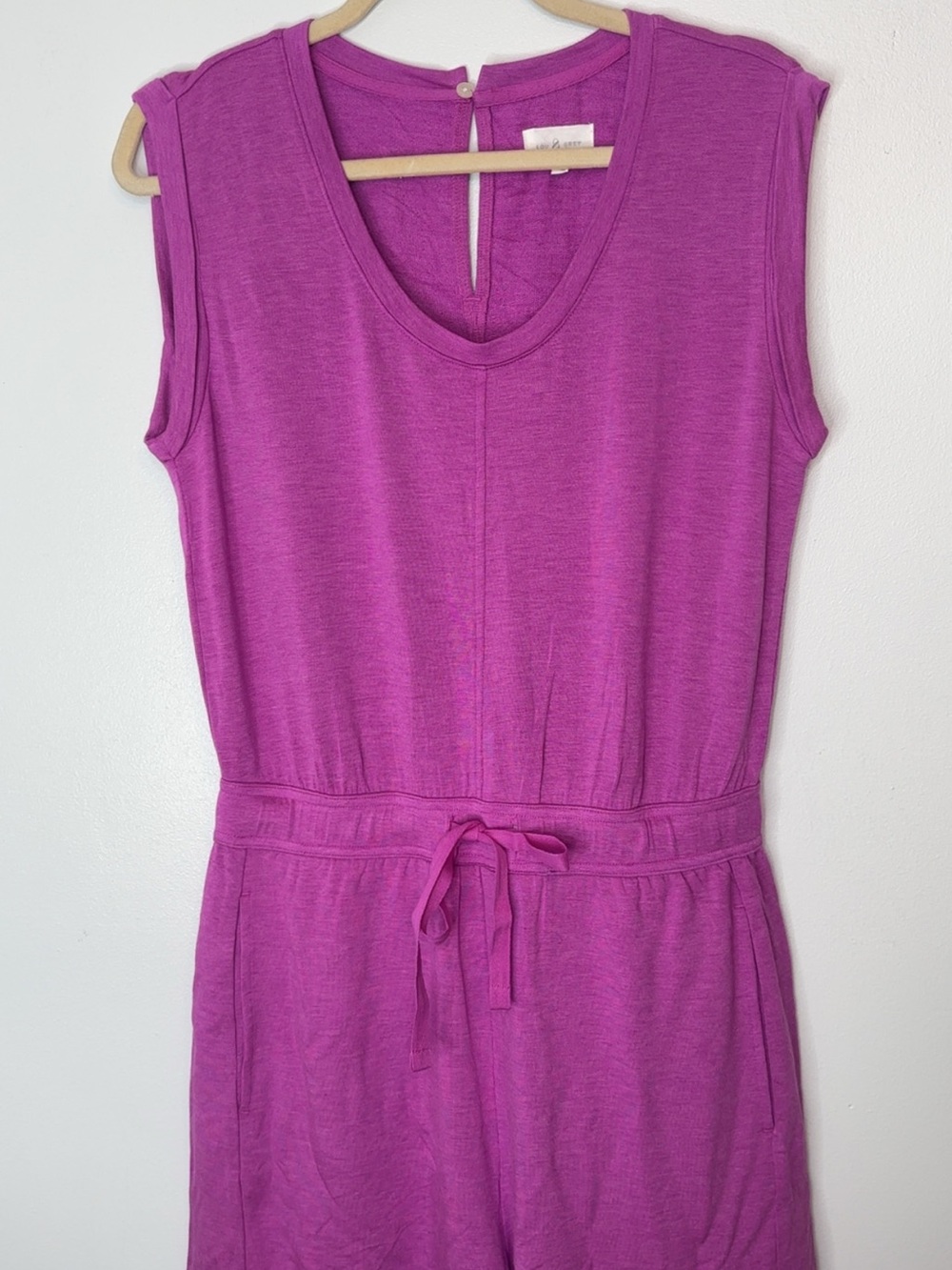 Lou & Grey Sleeveless Drawstring Romper short in Magenta